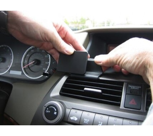 Proclip Honda Accord 08-08 Center mount  NOT factory navi.