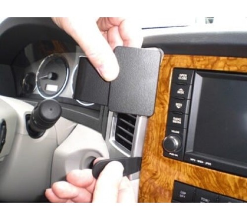 Proclip Jeep Grand Cherokee 08-10 Center mount