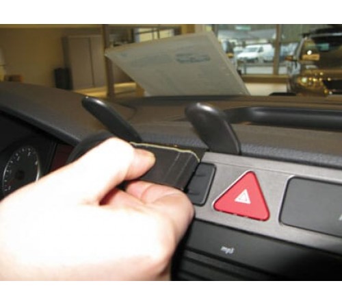 Proclip VW Tiguan 08-16/Golf Plus 05-14 Center mount