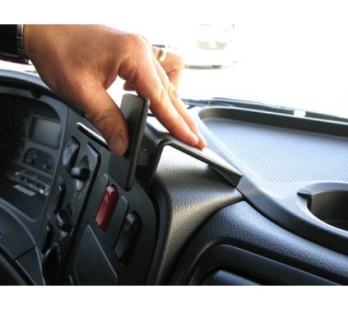 Proclip Mercedes Benz Atego 08- Center mount