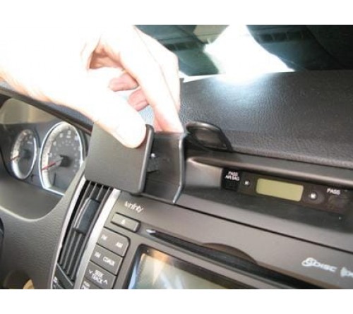 Proclip Hyundai Sonata 09-10 Center mount