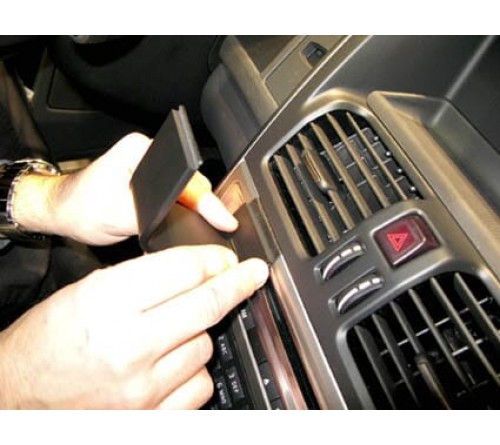 Proclip Volvo XC60 09-10 Center mount