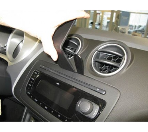 Proclip Seat Ibiza 09-17 Center mount