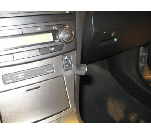 Proclip Toyota Avensis 09-15 Angled mount