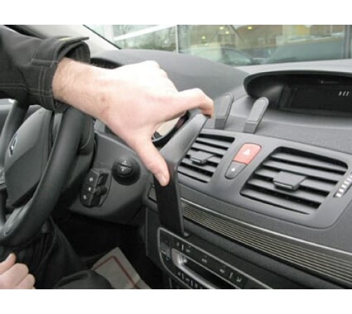 Proclip Renault Megane 09-16 Center mount