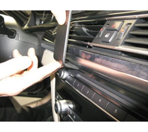 Proclip BMW 730-750 F01/F02 09-15 Center mount