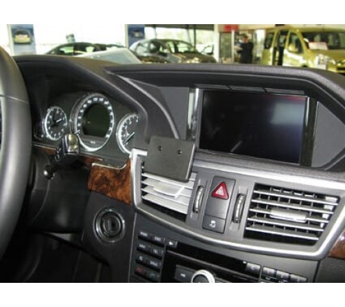 Proclip Mercedes Benz E-Class (200-430) 09-13 Center mount