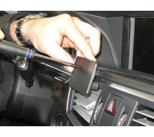 Proclip Mercedes Benz E-Class (200-430) 09-13 Center mount