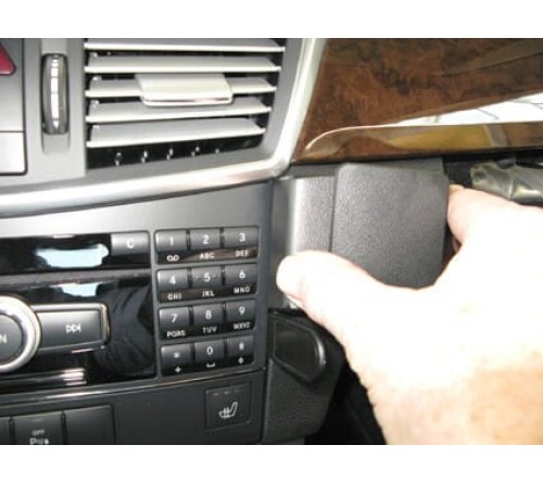 Proclip Mercedes Benz E-Class (200-430) 09-13 Angled mount