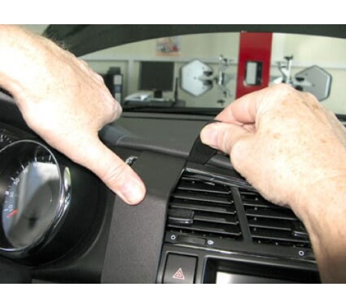 Proclip Peugeot 3008 09-16 Center mount