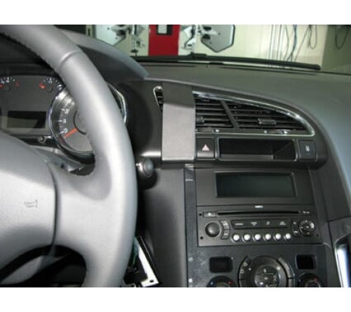Proclip Peugeot 3008 09-16 Center mount