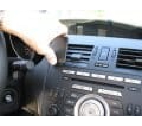 Proclip Mazda 3 10-13 Center mount