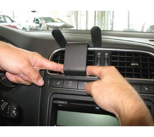 Proclip Volkswagen Polo 10-17 Center mount