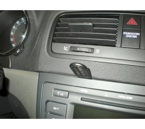 Proclip Skoda Yeti 10-15 Center mount