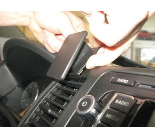 Proclip Volkswagen Caravelle/Multivan/T5 10-15 Center mount