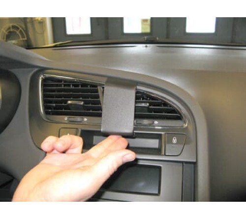 Proclip Peugeot 5008 10-17 Center mount