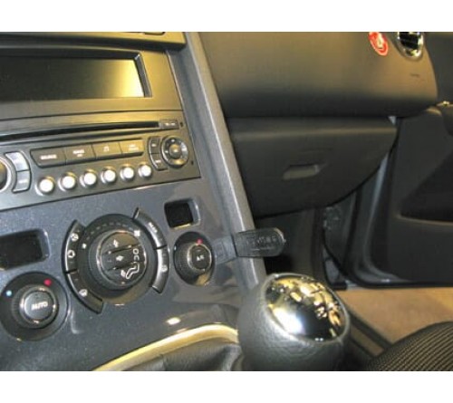 Proclip Peugeot 5008 10-17 Angled mount