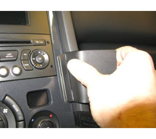 Proclip Peugeot 5008 10-17 Angled mount
