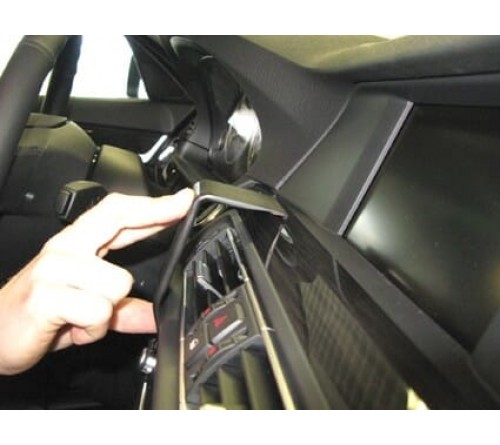 Proclip BMW 5-series F10 F11 10-17 Center mount