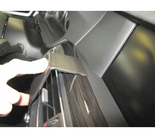 Proclip BMW 5-series F10 F11 10-17 Center mount