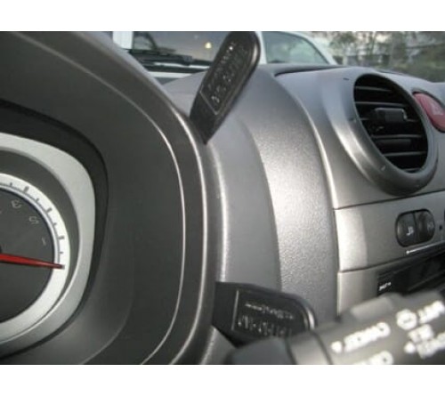 Proclip Isuzu D-Max/ Rodeo 08-11 Center mount