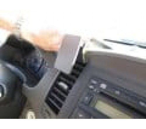 Proclip Nissan Navara/King Cab 11-15 Center mount