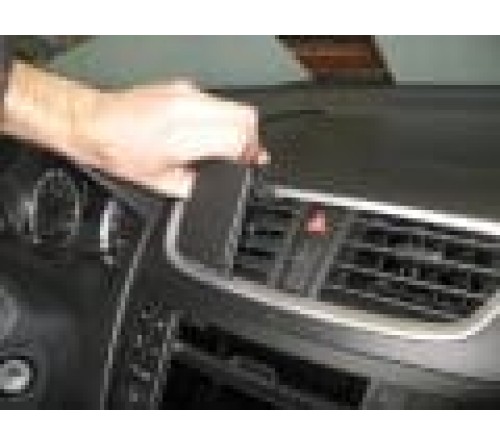 Proclip Suzuki Swift 11-17 Center mount