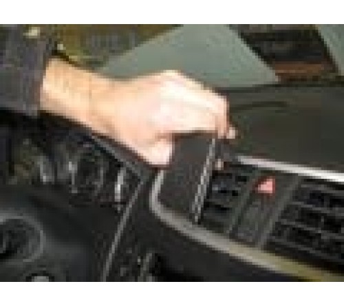 Proclip Suzuki Swift 11-17 Center mount