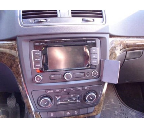 Proclip Skoda Yeti 10-17 Angled mount (only Amundsen stereo)
