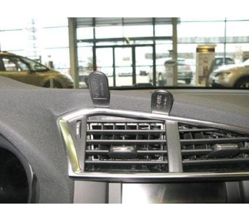 Proclip Citroen C4 II/DS4 11-18 Center mount