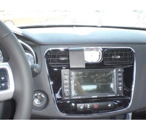 Proclip Chrysler 200 11-14/Lancia Flavia 12-14 Center mount