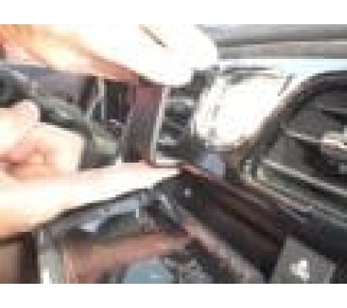 Proclip Chrysler 200 11-14/Lancia Flavia 12-14 Center mount