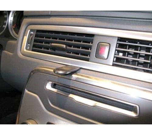 Proclip Volvo V70/XC70 12-16 Center Mount (not wood panel)