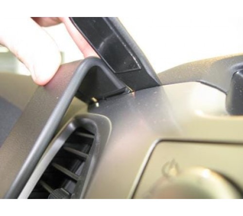 Proclip Toyota HiLux 12-16 Center mount