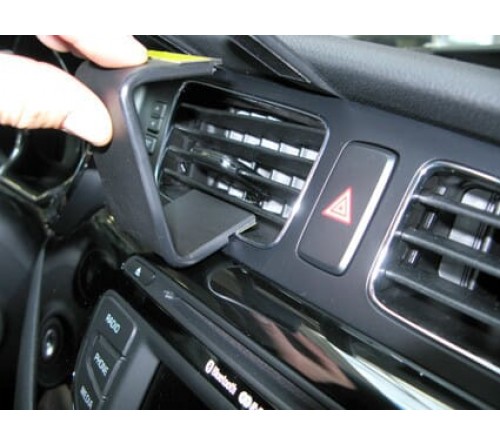 Proclip Kia Ceed 12-15 Center mount