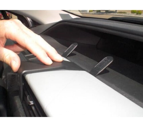 Proclip Toyota Prius C 12-17 Center mount