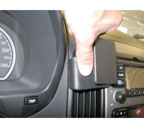 Proclip Hyundai i30 08-12 Center mount