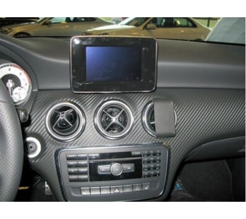 Proclip Mercedes Benz A-/CLA-Class 13-18 Center mount
