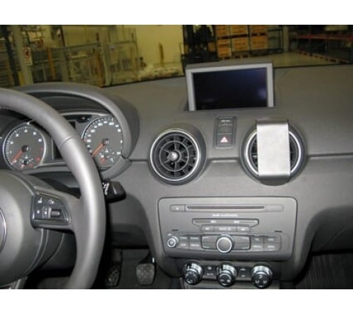 Proclip Audi A1 11-18 Center mount