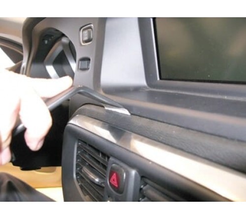 Proclip Volvo V40 13-20 Center mount