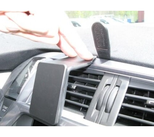 Proclip Citroen DS5 12-18 Center mount