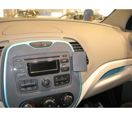 Proclip Renault Captur 14-17 NOT R-Link- Angled mount