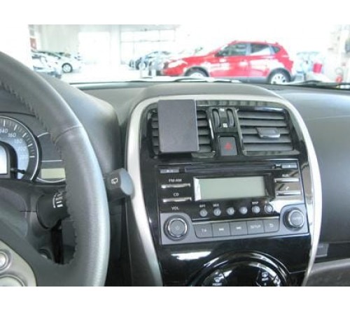 Proclip Nissan Micra 14-17 Center mount