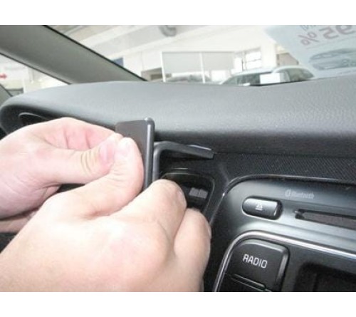 Proclip Kia Carens IV 14-20 Center mount