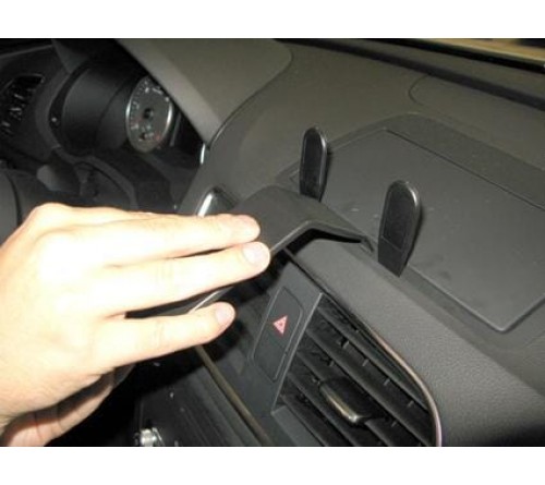 Proclip Audi Q3 12-18 Center mount