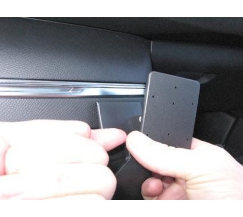 Proclip Peugeot 308 14-21 Angled mount