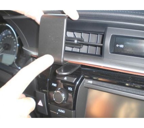 Proclip Toyota Corolla 14-15 Center mount