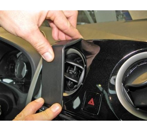 Proclip Nissan Note 13-19 Center mount