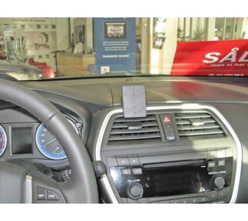 Proclip Suzuki SX4 S-Cross 14-21 Center mount