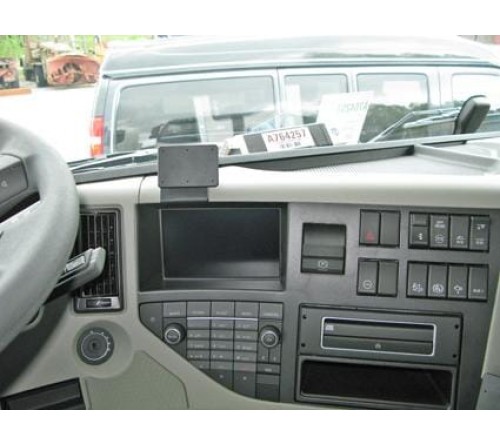 Proclip Volvo FM series 14-20 Center mount